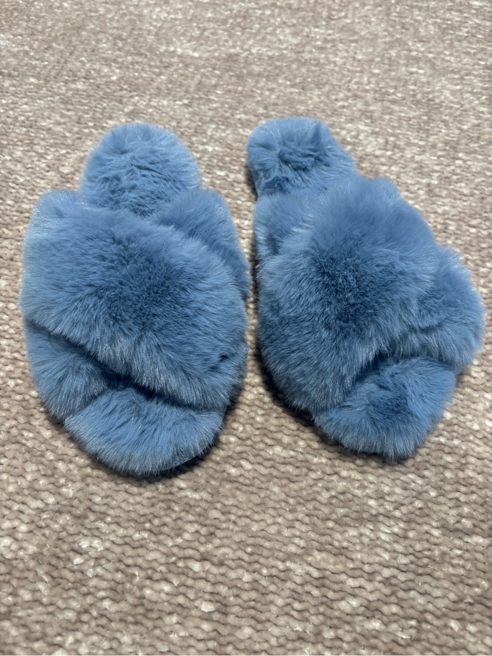 LC Lauren Conrad Blue Faux Fur Crisscross Slide Slippers
